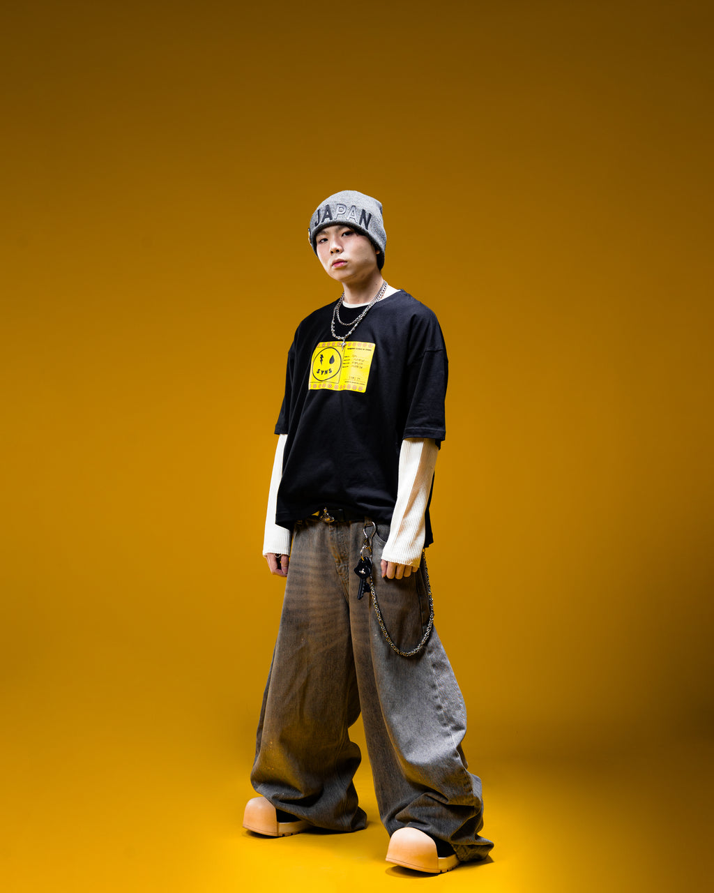 SYNS Passport Oversized Boxy T-Shirt Black